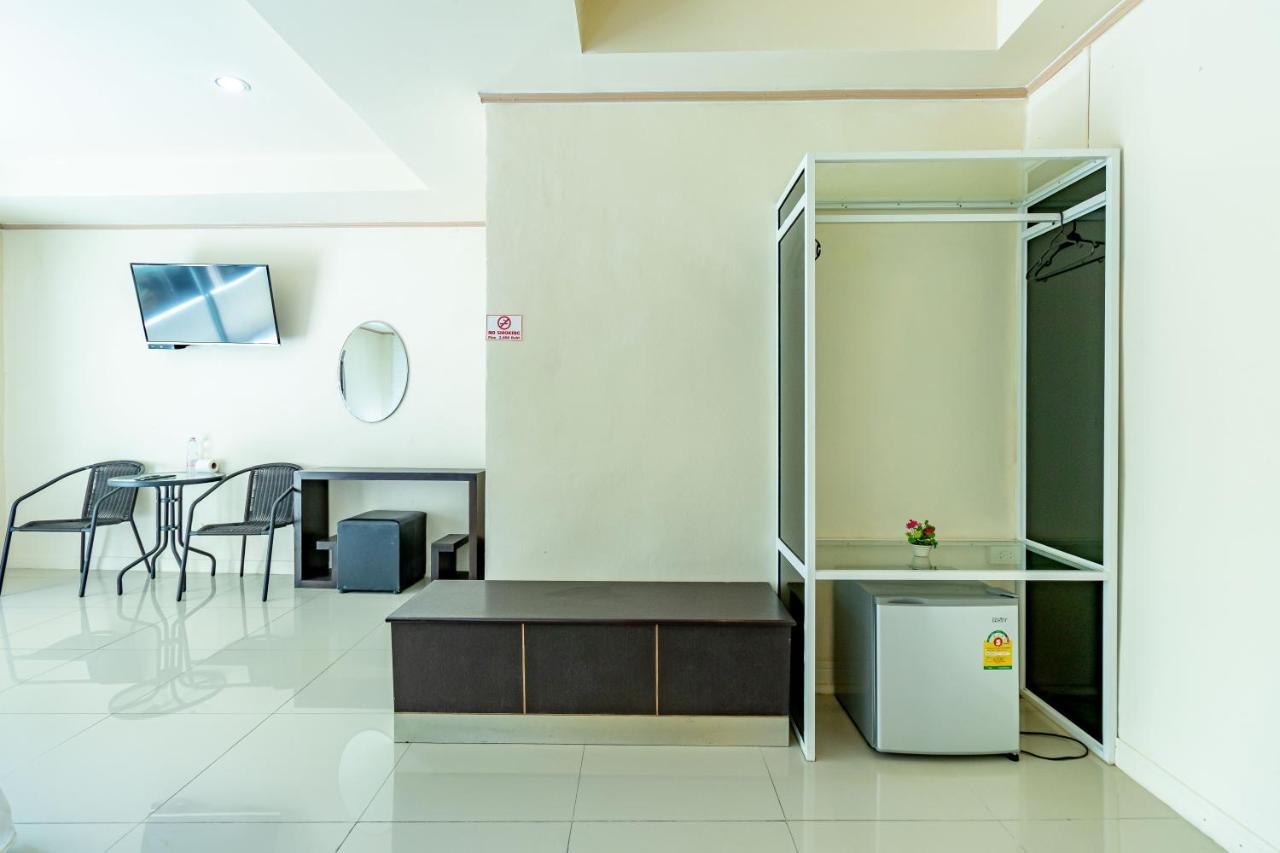 Ice Residence Hotel Bang Sao Thong Bagian luar foto