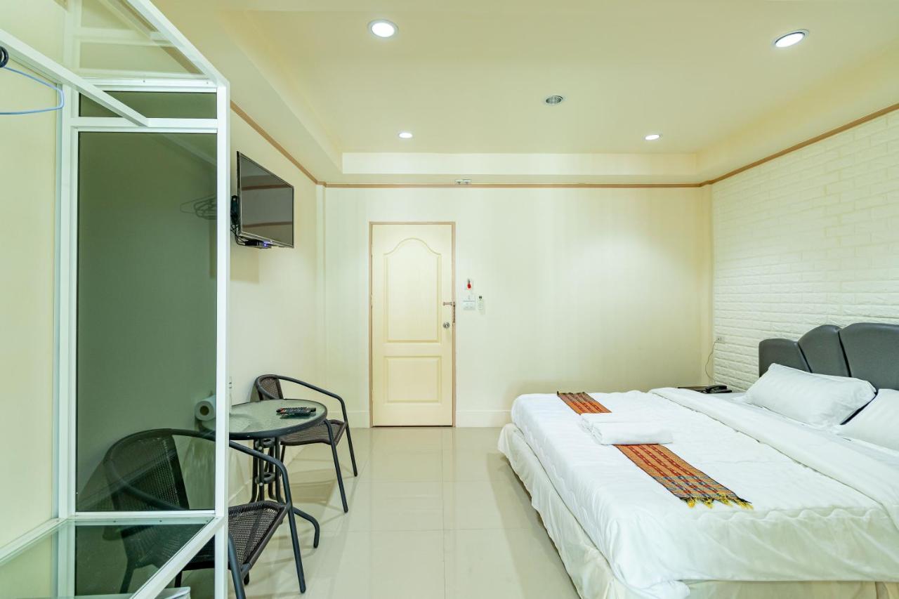 Ice Residence Hotel Bang Sao Thong Bagian luar foto